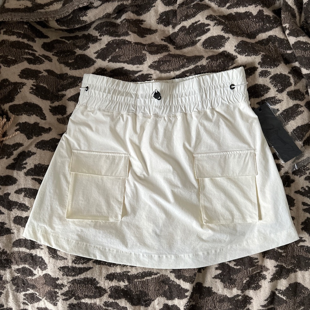 Bohme - White Skort NEW WITH TAGS